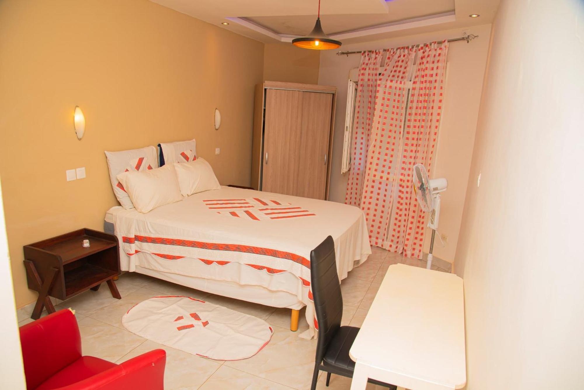 Chambres D'Hotes Villa Luciana Saly Eksteriør bilde
