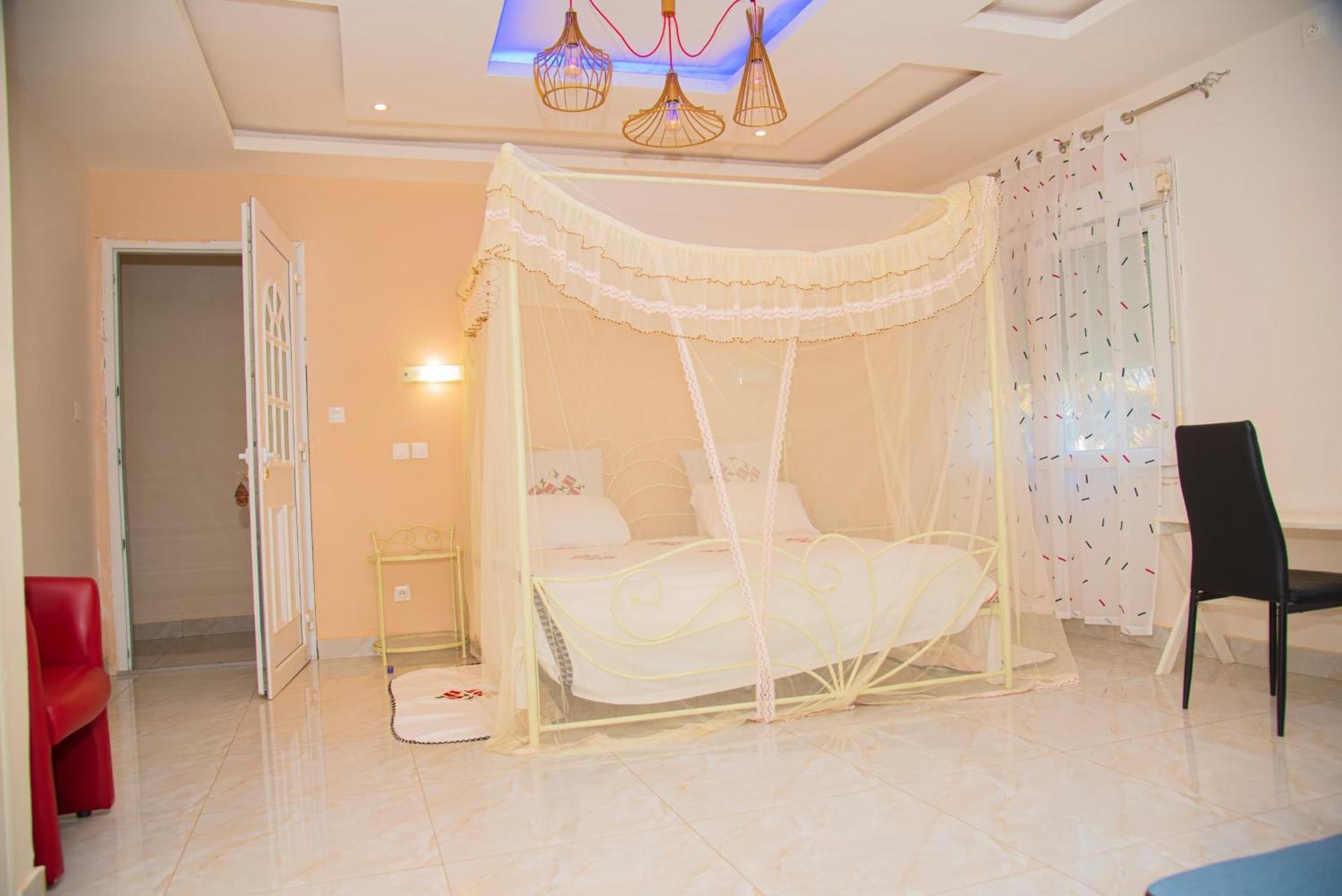 Chambres D'Hotes Villa Luciana Saly Eksteriør bilde